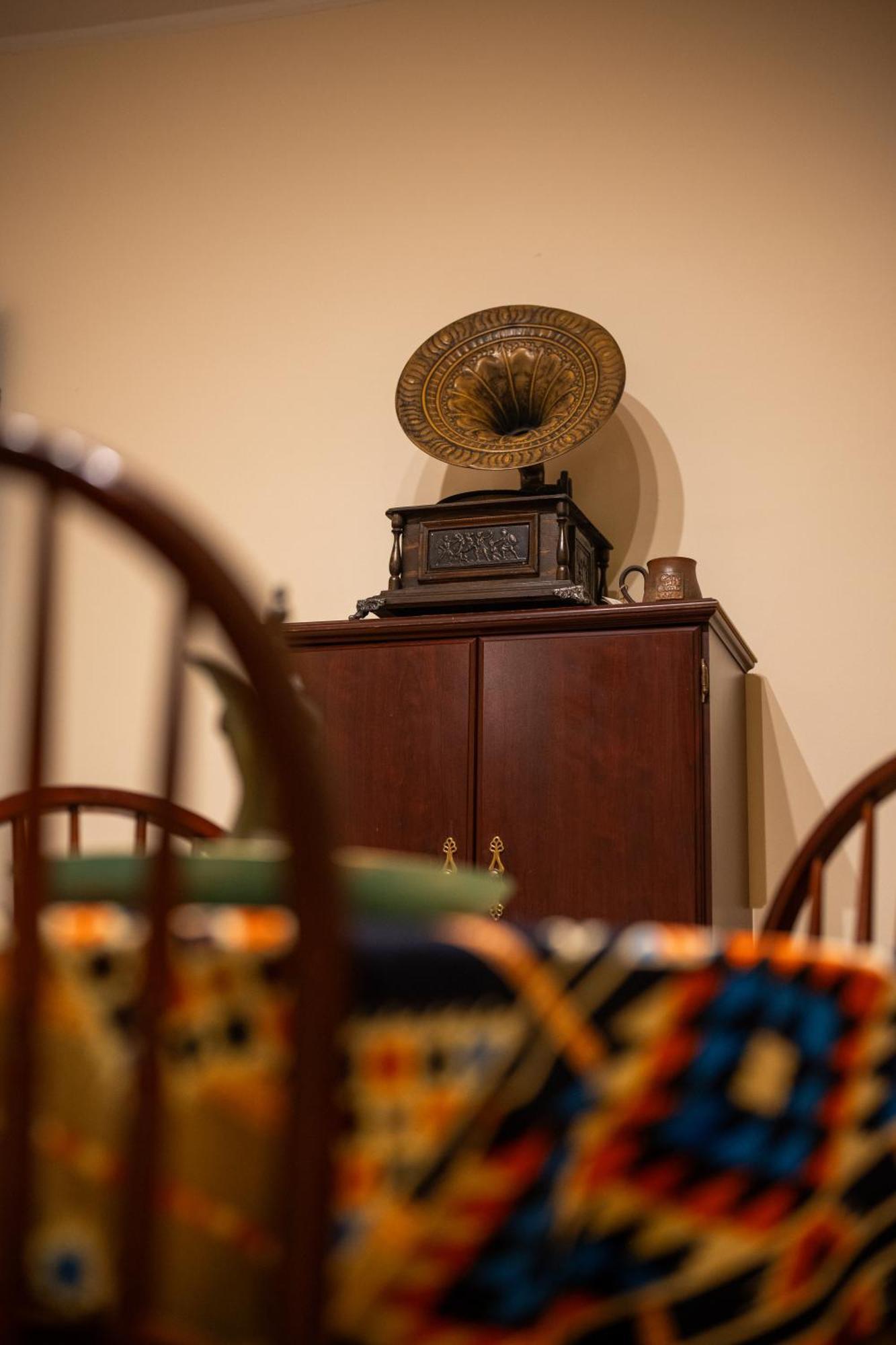 Apartment Vintage Vibrant Space ! *