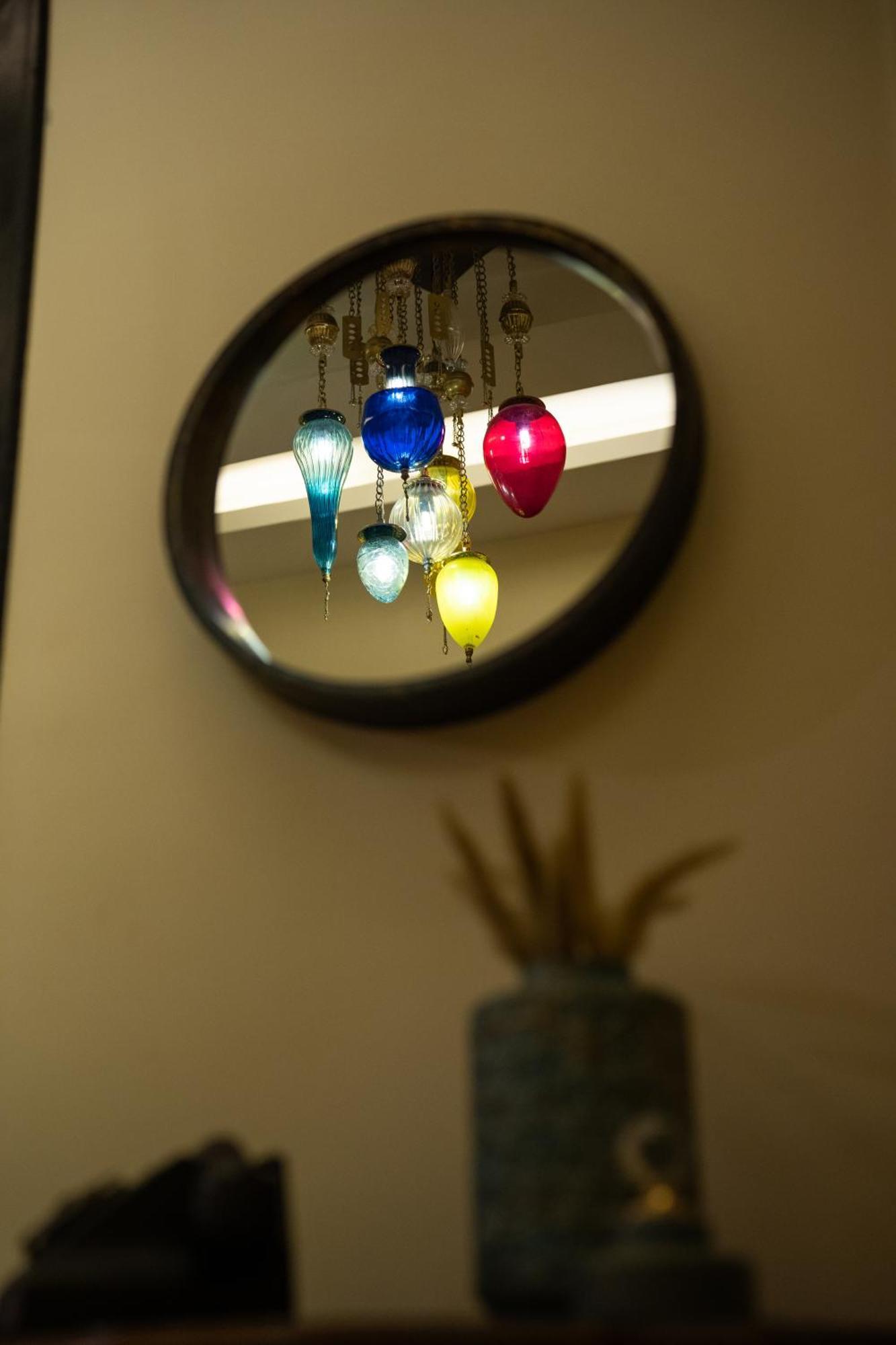 Vintage Vibrant Space ! Apartment *